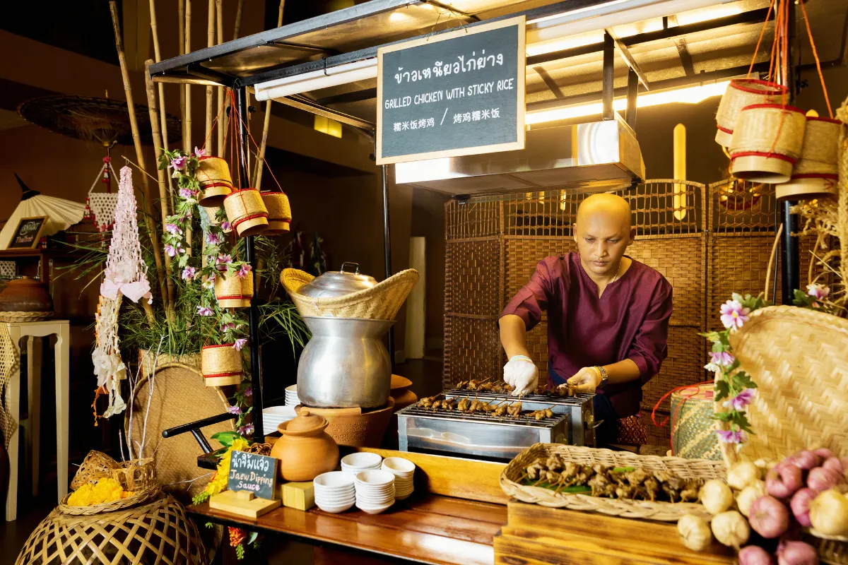 โซนบุฟเฟ่ต์ห้องอาหารสยามนิรมิต ภูเก็ต
